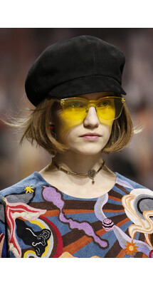 Details Christian Dior , Details Dior Fall 2018 Ready-to-Wear , Детали показа Кристиан Диор , Детали показа Диор осень зима 2018 , Fashion show , неделя моды в Париже , PFW , Мария Грация Кьюри , Mainstyles